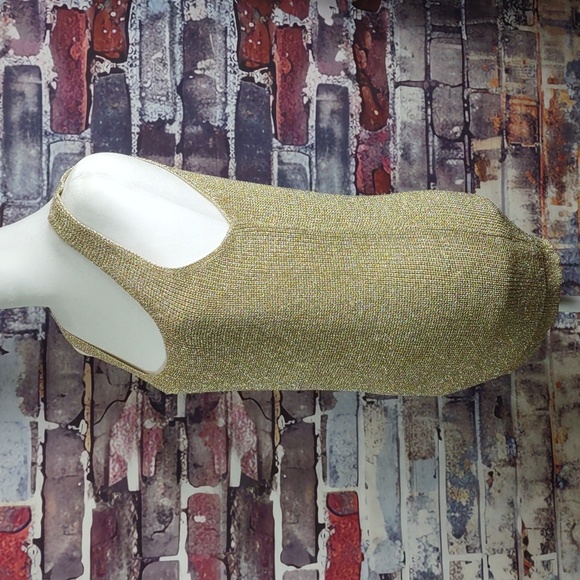 Suzelle Gold Lurex Sweater Knit Tank - Picture 5 of 6